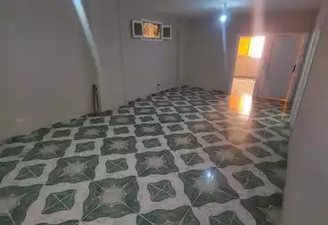 Apartments For sale - 2 rooms - floor 9