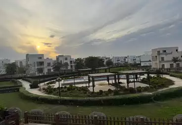 Apartments For sale - 3 rooms - floor 1