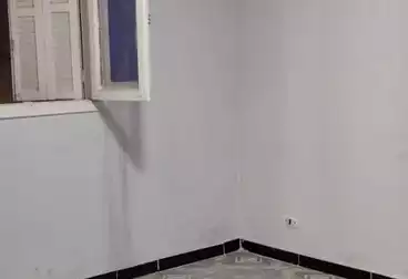 شقق للبيع - 3 غرف - بالدور 1