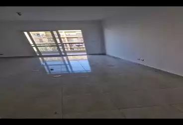 Apartments For rent - 3 rooms - floor 3