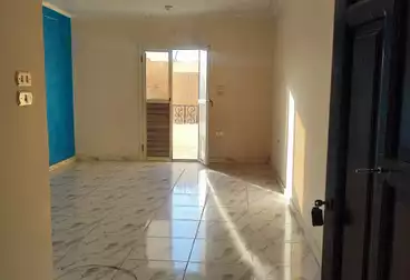 Apartments For rent - 3 rooms - floor 5