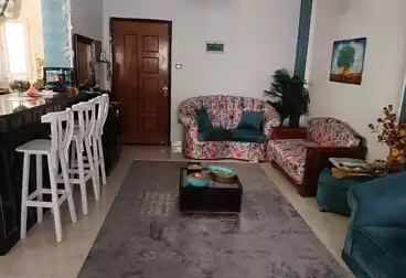 Apartments For sale - 2 rooms - floor 8