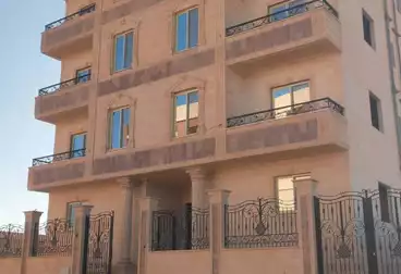 Apartments For sale - 3 rooms - floor 1