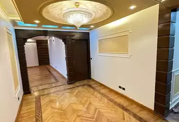 Apartments For sale - 3 rooms - floor 4