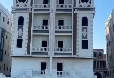 Apartments For sale - 3 rooms - floor 1