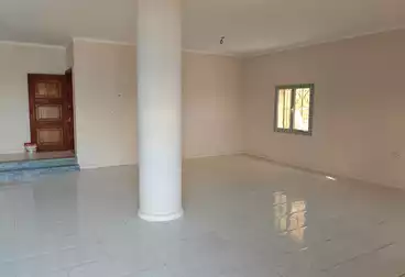 فلل للإيجار - 18 غرف