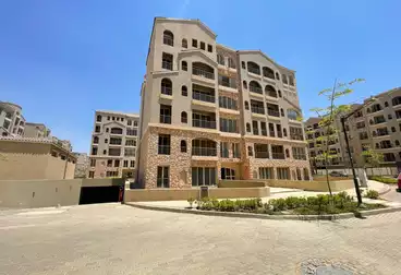 Apartment with Garden For sale - 3 rooms - floor 0