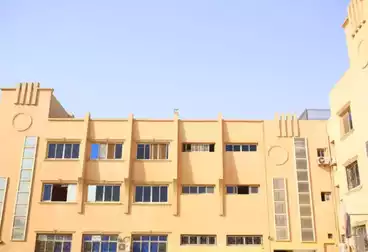 مدرسة للبيع - 40 غرف