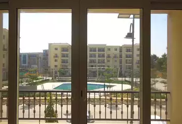 شقق للإيجار - 3 غرف - بالدور 0