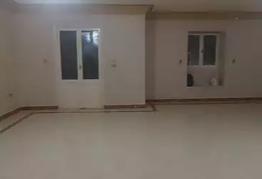 شقق للبيع - 3 غرف - بالدور 1