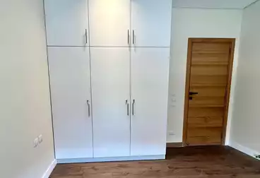 undefined undefined - 4 rooms - floor 2