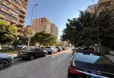 تجاري للإيجار - بالدور 2