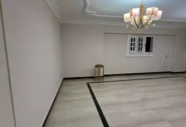 شقق للبيع - 3 غرف - بالدور 8