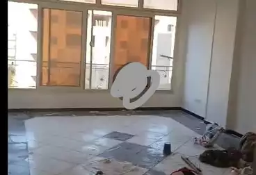 Apartments For rent - 3 rooms - floor 4