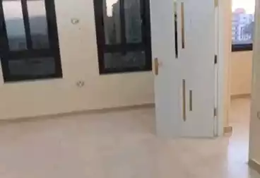 Apartments For sale - 3 rooms - floor 4