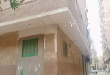 Building For sale - 4 rooms