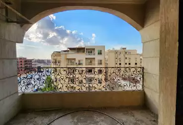 Apartments For sale - 3 rooms - floor 4