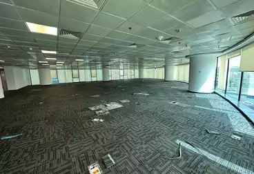 Administrative For rent - 4 rooms - floor 6