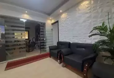 شقق للإيجار - 4 غرف - بالدور 0