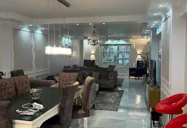Apartments For rent - 3 rooms - floor 5