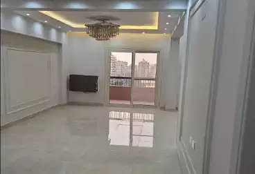 Apartments For rent - 3 rooms - floor 7