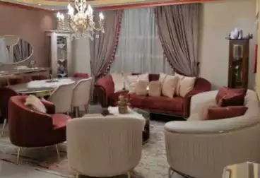 Furnished Apartment For sale - 3 rooms - floor 4