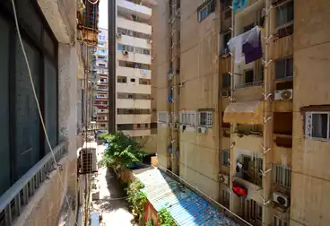 Studio For sale - 1 rooms - floor 3