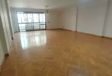 Apartments For sale - 3 rooms - floor 8