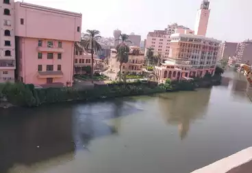 Building For sale - 4 rooms