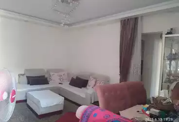 Apartments For sale - 2 rooms - floor 5