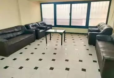 Administrative For rent - 5 rooms - floor 1
