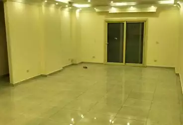 مكاتب للإيجار - 3 غرف - بالدور 1