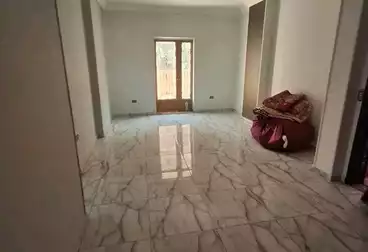 شقق للإيجار - 3 غرف - بالدور 0