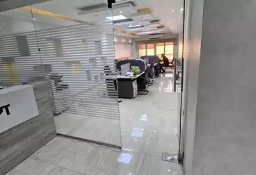 Administrative For rent - 3 rooms - floor 2