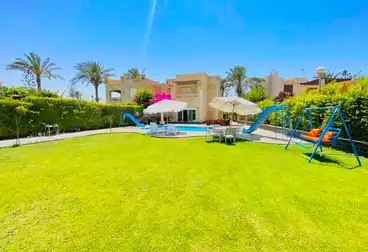 فيلا منفصلة للبيع - 5 غرف