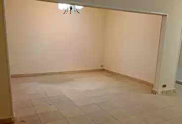 إداري للإيجار - 2 غرف - بالدور 0
