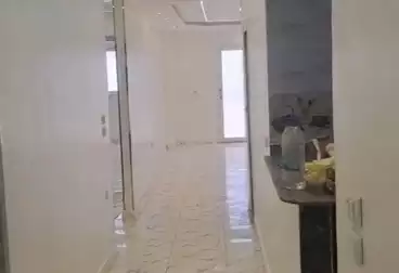 Apartments For sale - 3 rooms - floor 8