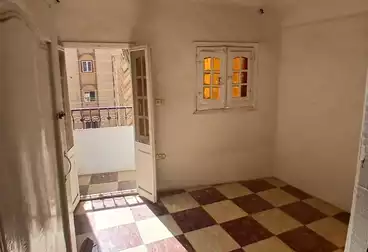 Apartments For sale - 3 rooms - floor 4