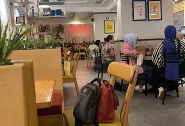 مطاعم للإيجار - بالدور 0