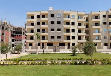 شقق للبيع - 3 غرف - بالدور 0