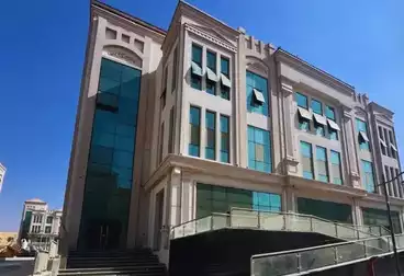 مبنى إداري للإيجار - 25 غرف