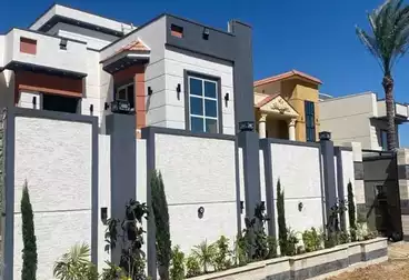 Villas For sale - 5 rooms