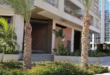 Commercial For sale - floor 0