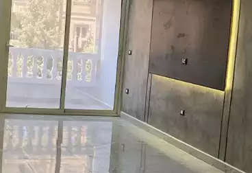 Apartments For sale - 3 rooms - floor 2