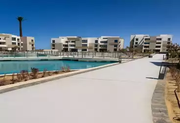 سنيور شاليه للبيع - 2 غرف - بالدور 1