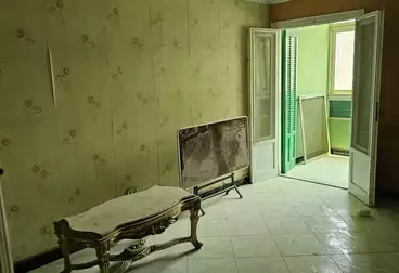 Apartments For sale - 3 rooms - floor 8