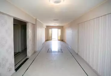 Apartments For sale - 3 rooms - floor 9