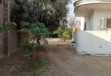 House / Home For sale - 4 rooms