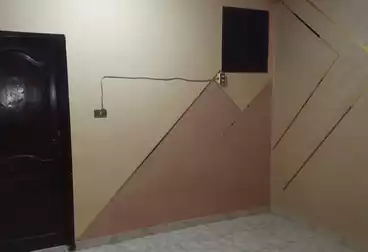 Building For sale - 4 rooms