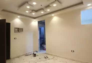 Apartments For sale - 2 rooms - floor 5